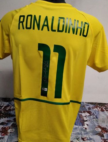 Jersey Ronaldinho 11 Brazil World Cup 2002 Autograph Jersey Signed Autographed Ronaldinho Beckett Authentication 2002