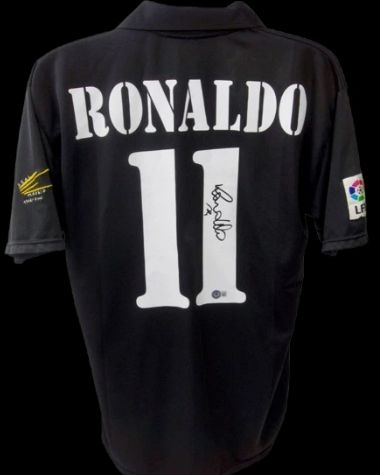 Jersey Real Ronaldo 11 Fenomeno Real Madrid Signed Autograph Fenomeno Ronaldo Autographed Jersey 2002 2003 Autographed