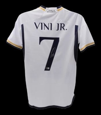 Maglia autografata di Vinicius Jr. numero 7 del Real Madrid, stagione 2024/2025.  Maglia originale del Real Madrid autografata da Vinicius Jr.  Autenticazione: Ologramma Beckett  Tempi di consegna: 10-20 giorni