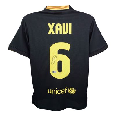 Xavi Trikot Nr. 6, FC Barcelona, ​​Saison 2013/14, signiert. Echtheitszertifikat von Beckett.  Replika-Trikot des FC Barcelona, ​​signiert von Xavi Nr. 6, Saison 2013/14.  Echtheitszertifikat: Beckett Hologramm.  Lieferzeit: 10–20 Tage. Nach Ihrer Be