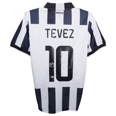 Maglia di Carlos Tevez numero 10 della Juventus 2014/2015 autografata. Maglia autografata Juventus 14/15 Tevez 10 TEVEZ Autografo 2014/2015 juventus Bianconeri  Replica Maglia JUVENTUS autografata CARLOS TEVEZ 2014/2015  Autenticazione: BECKETT  Temp