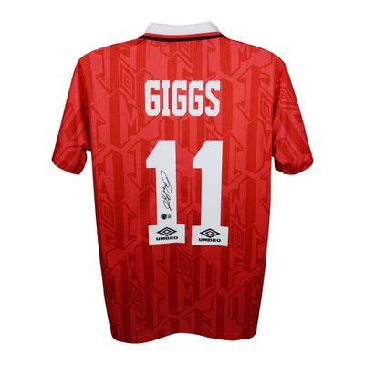 Maglia di Ryan Giggs numero 11 del Manchester United, stagione 1996-1998, autografata. Maglia firmata. Stagione Campioni 96-98. GIGGS 11  Replica della maglia del Manchester United autografata da Ryan Giggs, numero 11, stagione 1996-1998.  Autenticaz