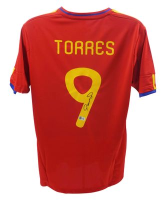 Maglia di Fernando Torres numero 9, Spagna, finale dei Mondiali 2010, autografata. Maglia firmata TORRES 9 con autenticazione Beckett. Spagna, finale dei Mondiali 2010.  Replica della maglia della Spagna, autografata TORRES 9, Spagna, finale dei Mond