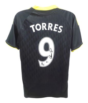 Camisola autografada de Fernando Torres, número 9, do Liverpool, época 2010/2011. Autenticação Beckett.  Réplica da camisola do Liverpool autografada por Torres, número 9, época 2010/2011.  Autenticação: Holograma Beckett.  Prazo de entrega: 10 a 20
