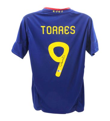 Trikot Fernando Torres Nr. 9 Spanien, WM-Finale 2010, signiert. Echtheitszertifikat von Beckett.  Replika-Trikot Spanien, signiert von Fernando Torres Nr. 9, WM-Finale 2010.  Echtheitszertifikat: Beckett-Hologramm.  Lieferzeit: 10–20 Tage.