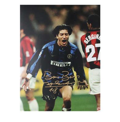 Foto do Golo de Ivan Zamorano ao Milan Derby Autografado Foto do Inter Autografado Ícones Autografados Zamorano ÍCONES do Inter Foto do Golo de Ivan Zamorano ao Milan Derby Autografado Foto do Inter Autografado Ícones Autografados Zamorano ÍCONES do