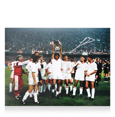 Foto de Ruud Gullit, autografada pelo Ac Milan, foto da UEFA Champions League, foto do Ac Milan, autografada por GULLIT, ÍCONES Gullit Retro​ Foto de Ruud Gullit, autografada pelo Ac Milan, foto da UEFA Champions League, foto do Ac Milan, autografada