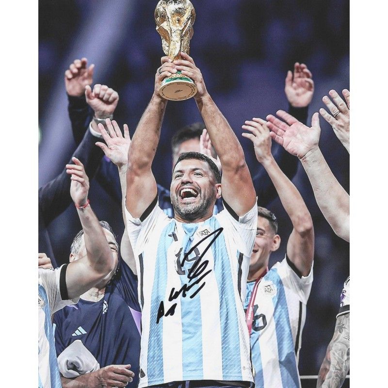 Aguero Argentina Photo Signed Autograph Autographed  Argentina  Photo Autographed Signed AGUERO  Autographed Aguero
