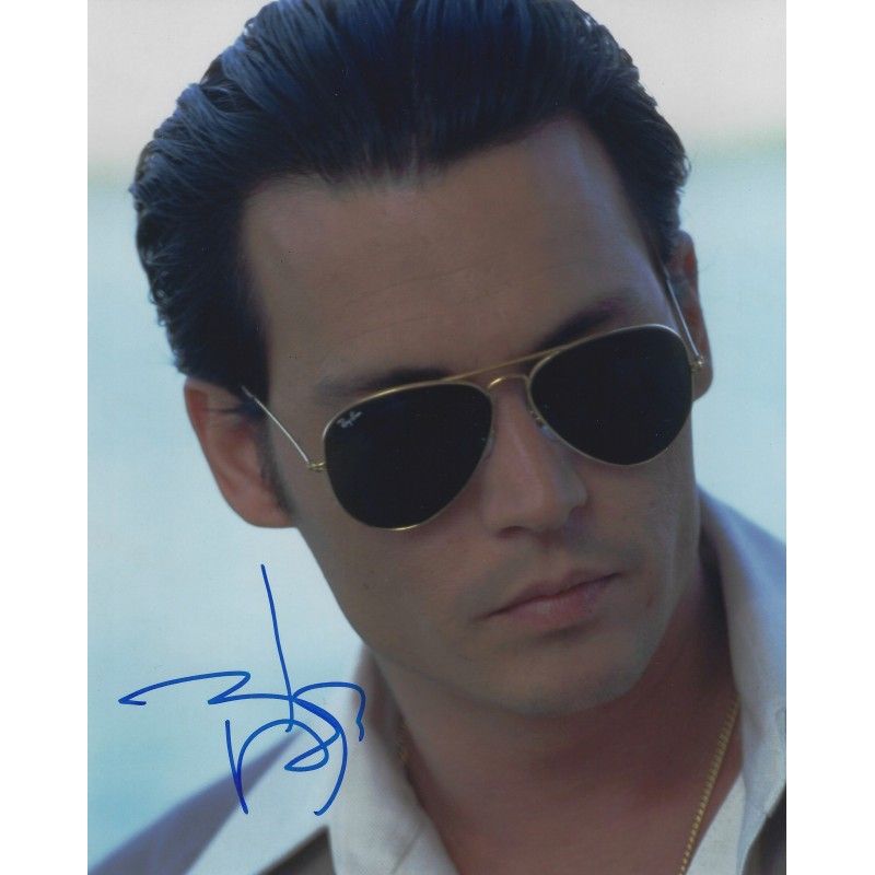 DEPP Johnny Photo Signed Autograph Autographed  DEPP  Photo Autographed Signed Autographed DEPP Johnny