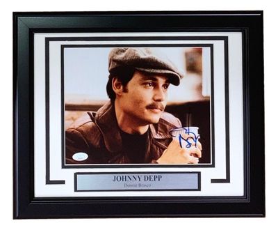 Johnny Depp Signed  Donnie Brasco  Framed Photo Signed Autograph Autographed  DEPP Autographed Signed Photo Framed Autographed Deep Johnny