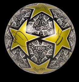 Benzema Vinicius Jr autographed ball Benzema &amp; Vinicius Jr  autographed autographed ball BENZEMA VINICIUS  Ball Signed Autographed Autographs  Benzema Vinicius  Authentication: Beckett Hologram  Actua