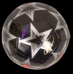 Benzema Vinicius Jr autographed ball Benzema &amp; Vinicius Jr  autographed autographed ball BENZEMA VINICIUS  Ball Signed Autographed Autographs  Benzema Vinicius  Authentication: Beckett Hologram  Actua