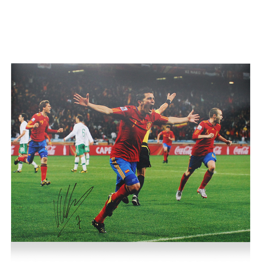 David Villa Signed Spain Photo: FIFA World Cup Goal Signed Photo VILLA Autograph Autographed  ICONS