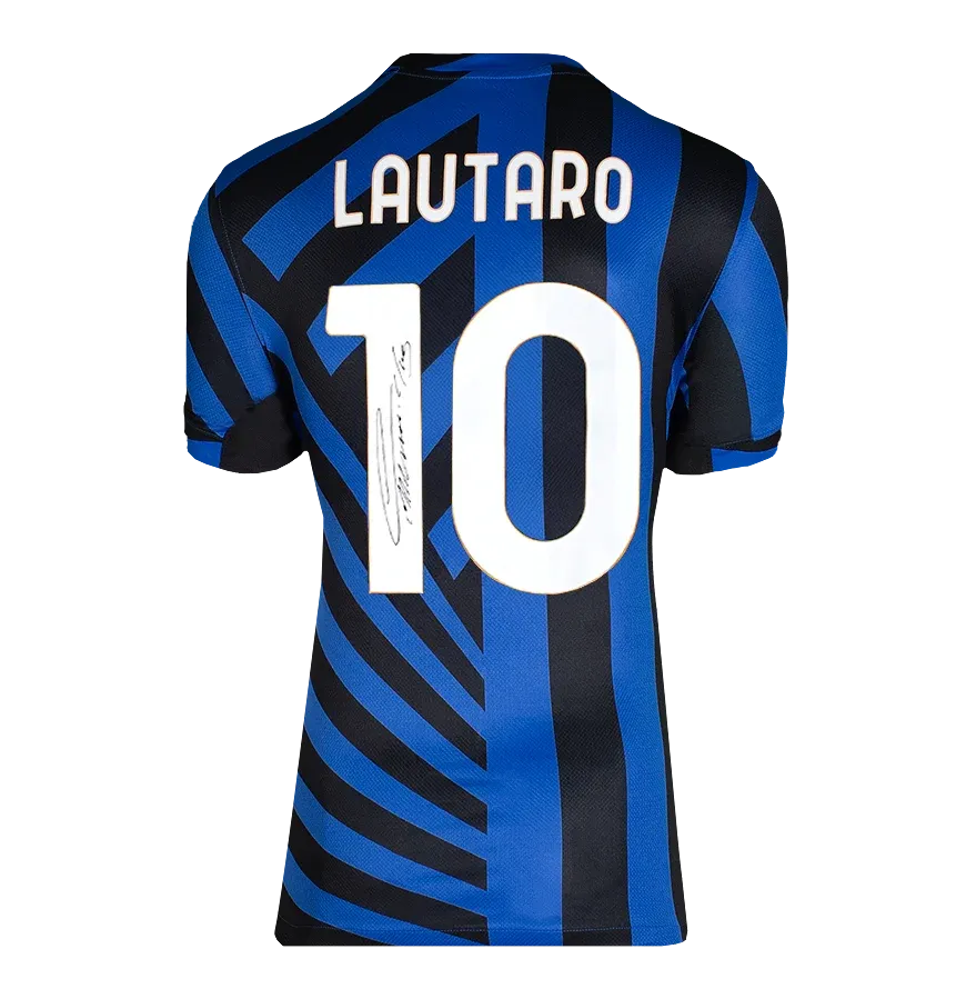 Maglia Lautaro Martinez Inter 24/25 Autografata Autografata Autografata Maglia Inter Lautaro Martinez Inter Milan 2024-25 Maglia Home Match Issue Inter Autografata Autografata Autografata