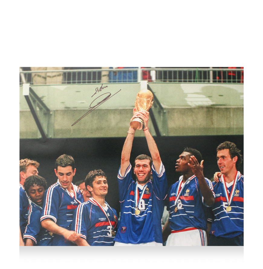 Zinedine Zidane Signed Real Madrid Photo: UCL Final Volley France Zinedin Zidane Zizou Jersey France 10 Zidane Autograph Autgraphed Autograph Signed Photo Original