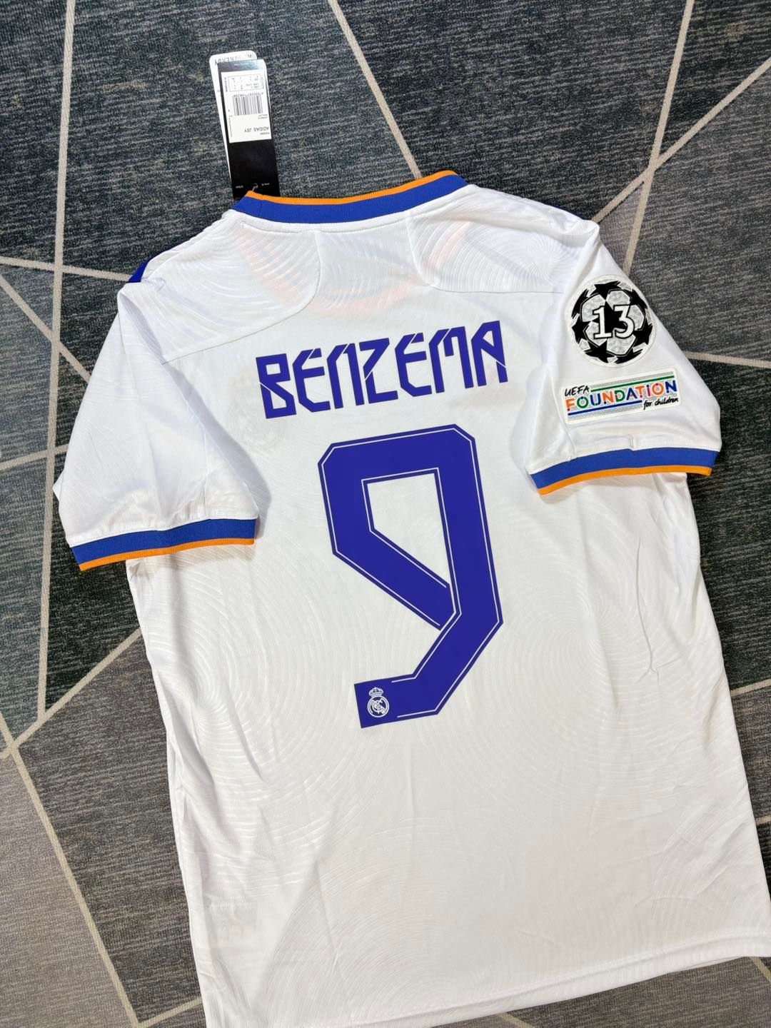 Real Madrid Final Champions 2022  BENZEMA 9