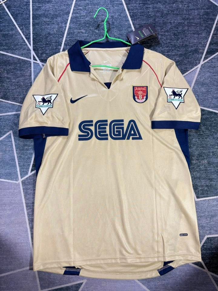 Arsenal  2001 2002  Retro