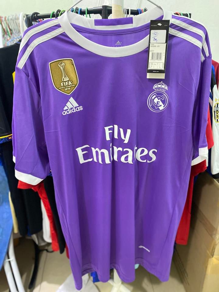 Real Madrid 2016 2017  Retro