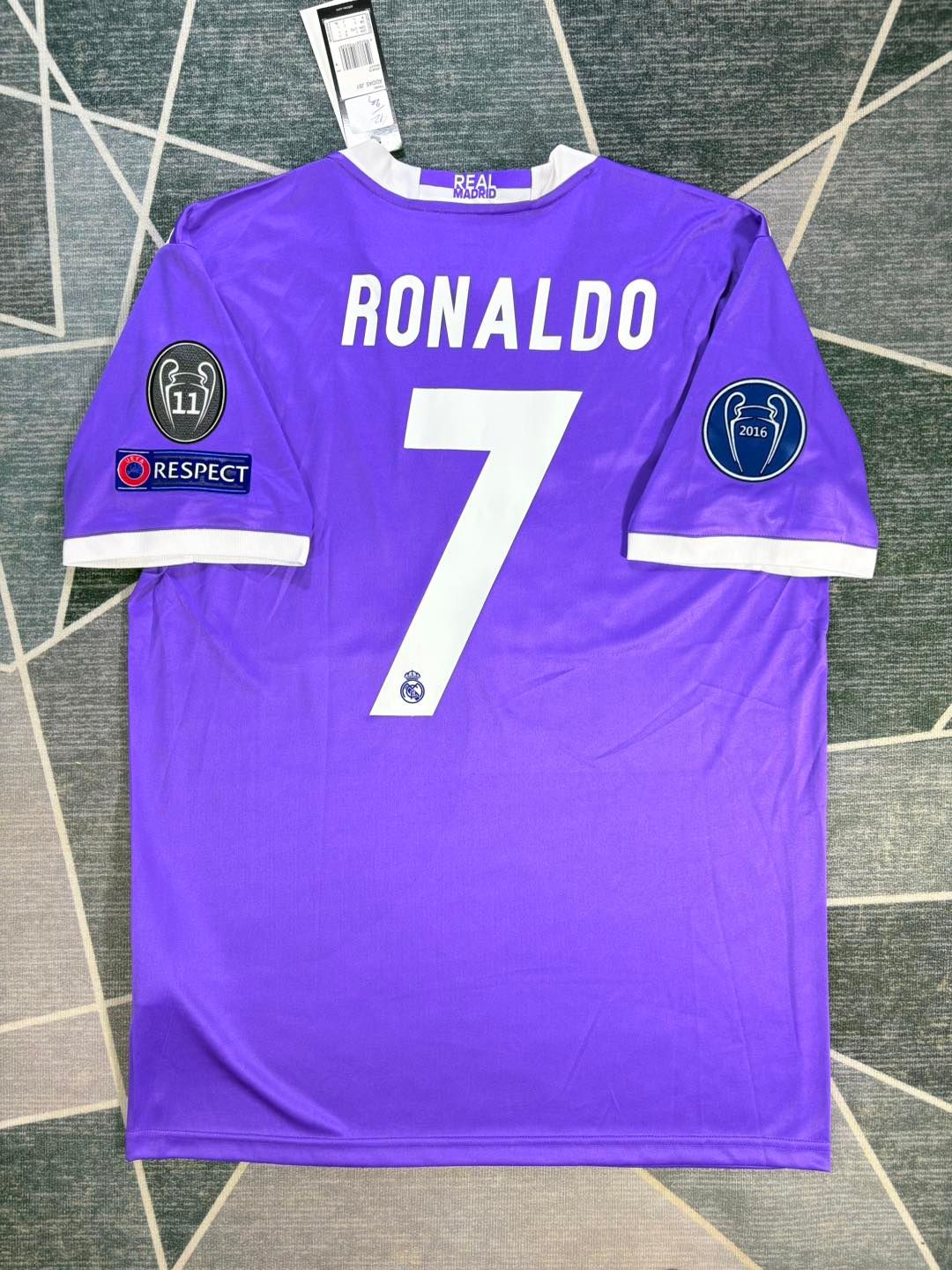 Real Madrid 2016 2017  Retro RONALDO 7