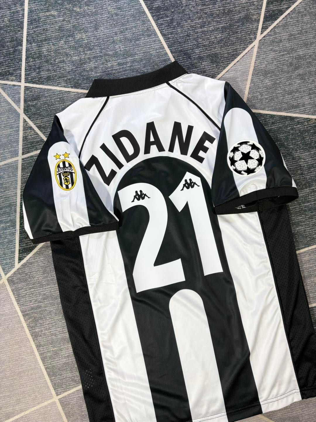 Juventus 1997 1998  Retro Zidane 21