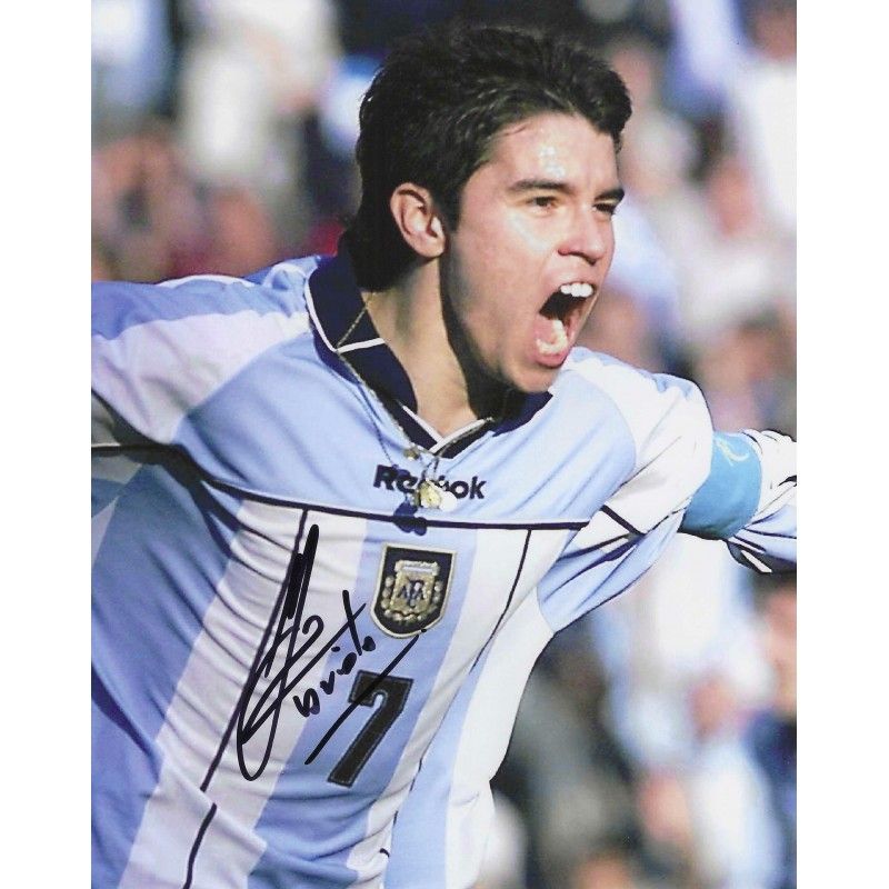 Javier SAVIOLA autograph Photo  autographed  Signed photo 8x10 inch. Autographed Signed Argentina Saviola  Autographed SAVIOLA