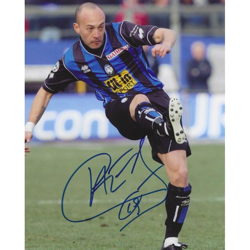 Fotografia autografada de Ernesto Javier Chevanton, dos Atalanta. Fotografia autografada e assinada, tamanho 8x10 polegadas.  Autenticação: SIGNATURE COLLECTION  Prazo de entrega: 10 a 20 dias.  Após a confirmação do seu pedido, receberá todas as inf