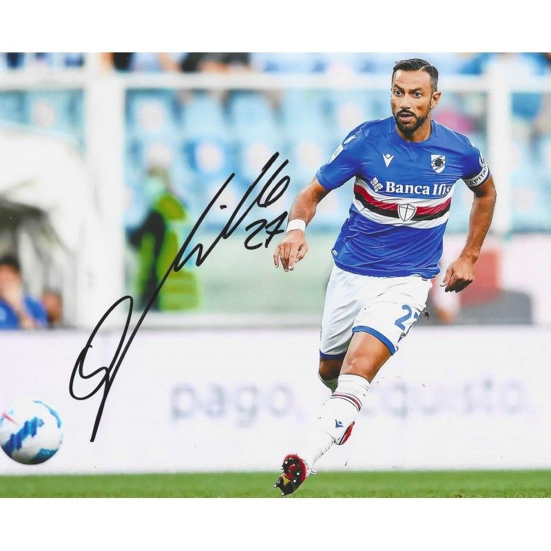 Fotografia autografada de Fabio Quagliarella, jogador da Sampdoria. Fotografia autografada e assinada, tamanho 20x25 cm (8x10 polegadas).  Autenticação: SIGNATURE COLLECTION  Prazo de entrega: 10 a 20 dias.  Após a confirmação do seu pedido, receberá