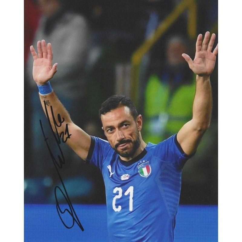 Fabio Quagliarella autograph Photo Autograph Signed Photo Italy  Autograph Photo  autographed  Signed photo 8x10 inch. Autographed Signed  Autographed