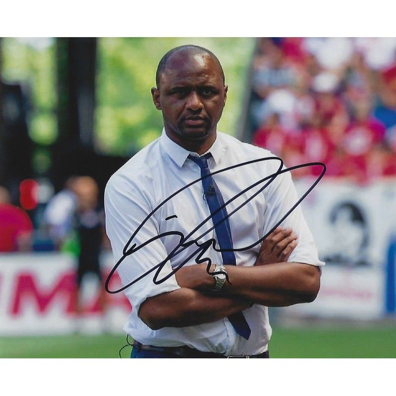 FRANCE Patrick Vieira autograph  Signed photo 8x10 inch. Autographed Signed France Vieira Autographed VIEIRA