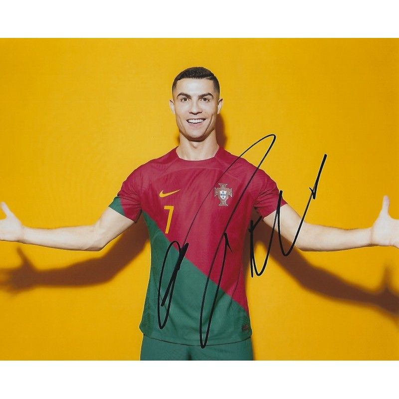 Portugal Cr7 Ronaldo Cristiano 7  autograph  Signed photo 8x10 inch. Autographed Signed Portugal cr7  Autographed CRISTIANO RONALDO