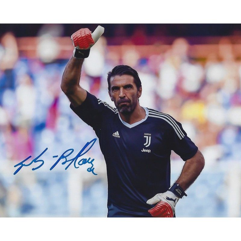 Gianluigi Buffon Italy  Photo Signed Autograph Autographed  Buffon  Photo Autographed Signed Autographed Gianluigi Buffon  Photo Italy