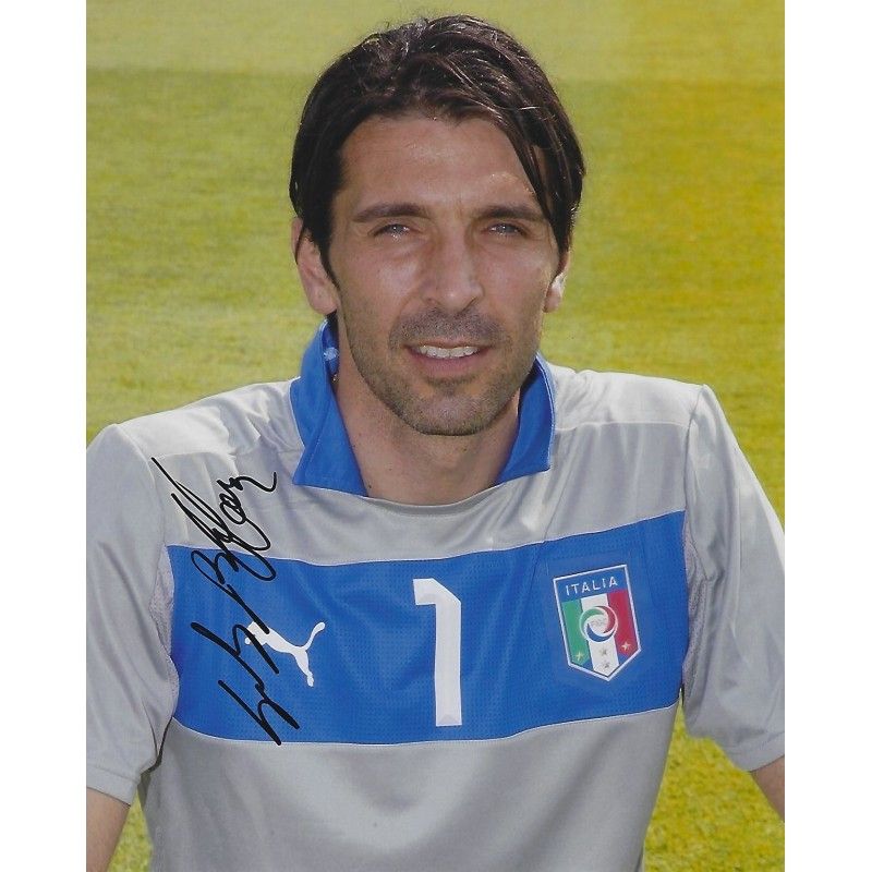 Gianluigi Buffon Italy  Photo Signed Autograph Autographed  Buffon  Photo Autographed Signed Autographed Gianluigi Buffon  Photo Italy