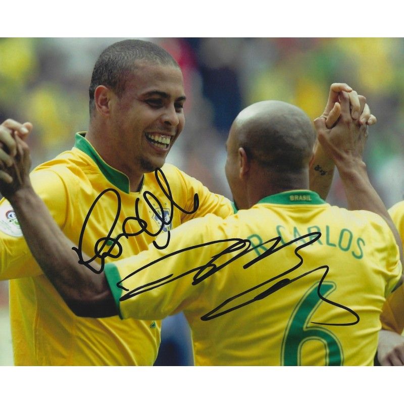 Brazil Ronaldo Phenomen And Roberto Carlos  autograph  Signed photo 8x10 inch. Autographed Signed Brazil Ronaldo  Autographed R9 RONALDO &amp; Roberto Carlos