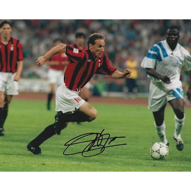 Fotografía autografiada de Milan Jean Pierre Papin, 8x10 pulgadas. Autografiada por MILAN PAPIN. Autografiada por Papin Pierre.
