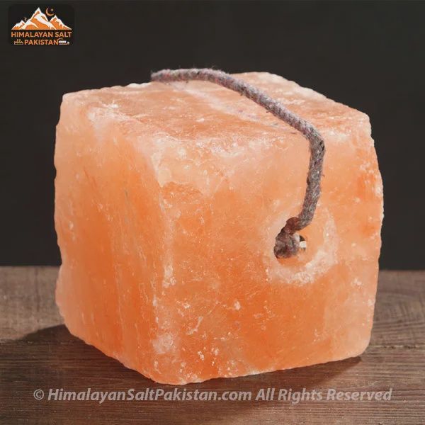 Akma Himalayan Salt Animal Licks, Size: 2Kg