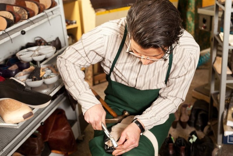Men's Shoe Repair