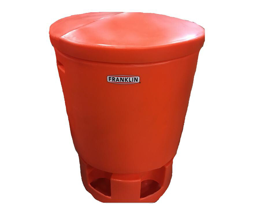 Franklin P-40 40-Gallon chicken or hog waterer 48030