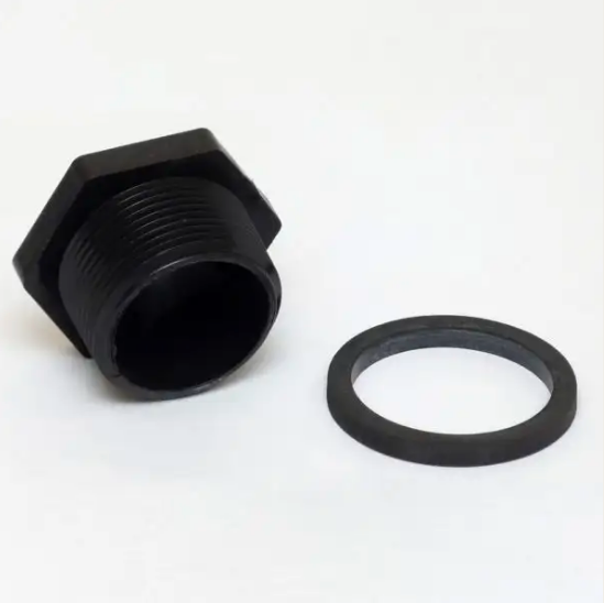 Behlen Country 1-1/4-inch Poly Tank Drain Plug Package