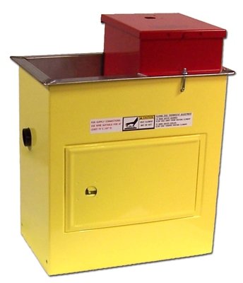 1 AC - Discontinued Ritchie Waterer #18034 - 2013