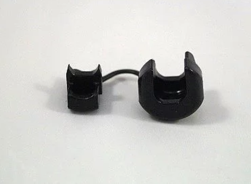 Clamp Knockout Strain Rel - Calf Warmer Parts