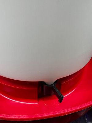 Brower 7 Gallon Poly Poultry Fount 7GF
