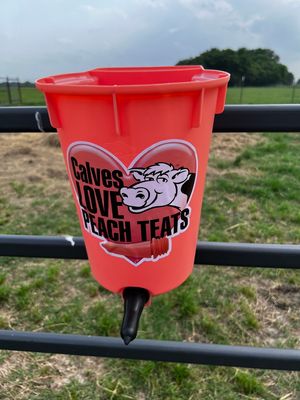 Peach Teat PT1 - Single Calf Feeder - Over the Fence