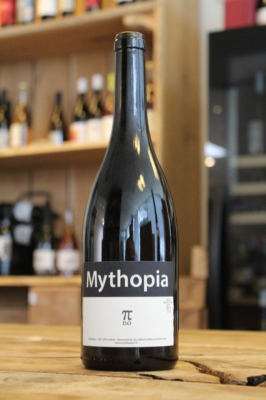 Mythopia Pi 2017 - Pinot Noir