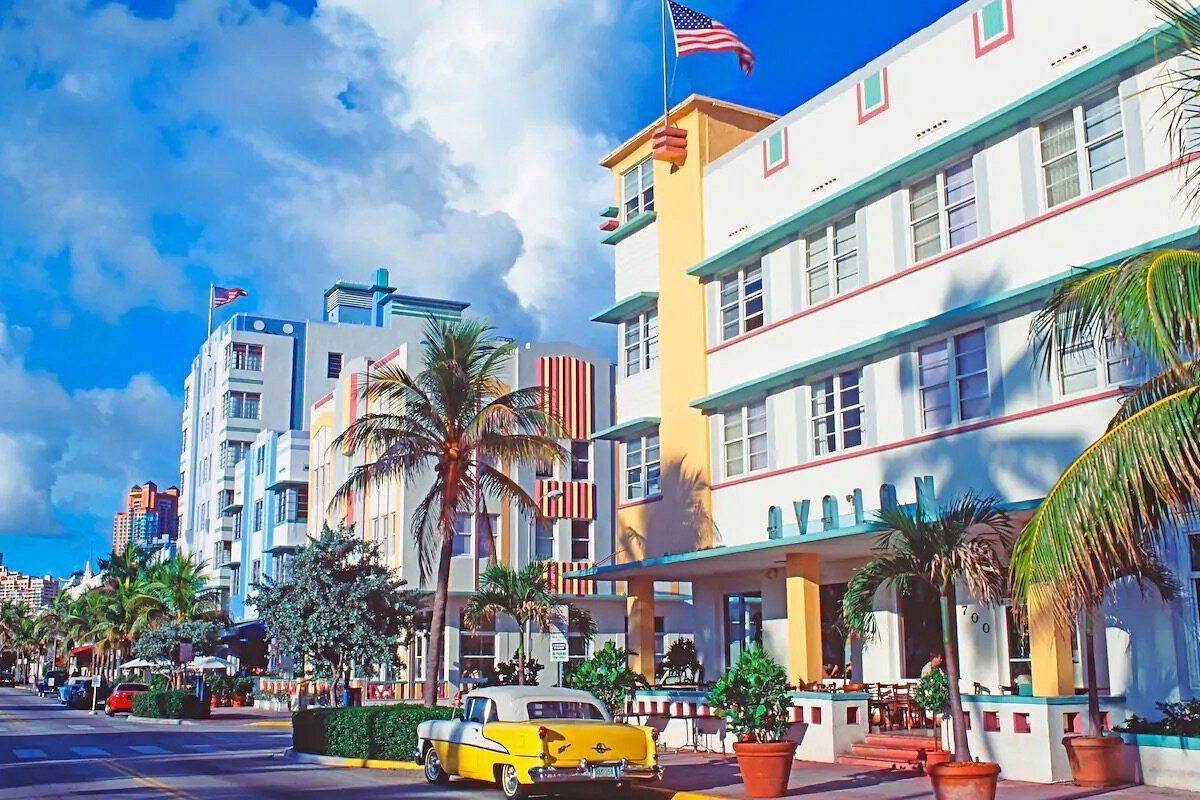 Miami Beach Day Trip with Art Deco Tour