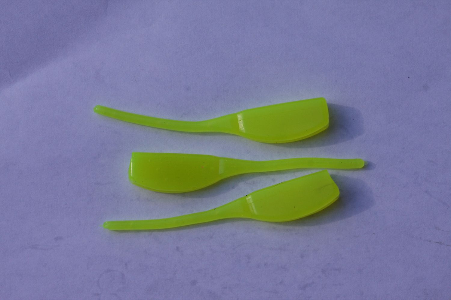 2.25" CRAPPIE MINNOW, Color: NEON YELLOW, Salt: NO SALT, Scent: NO SCENT