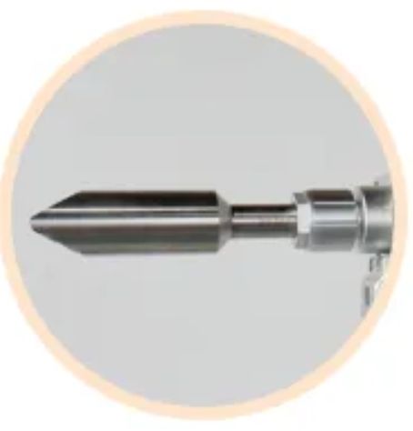 Weld seam cleaning nozzle