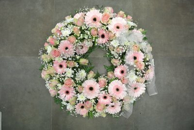 Pink and white wreath