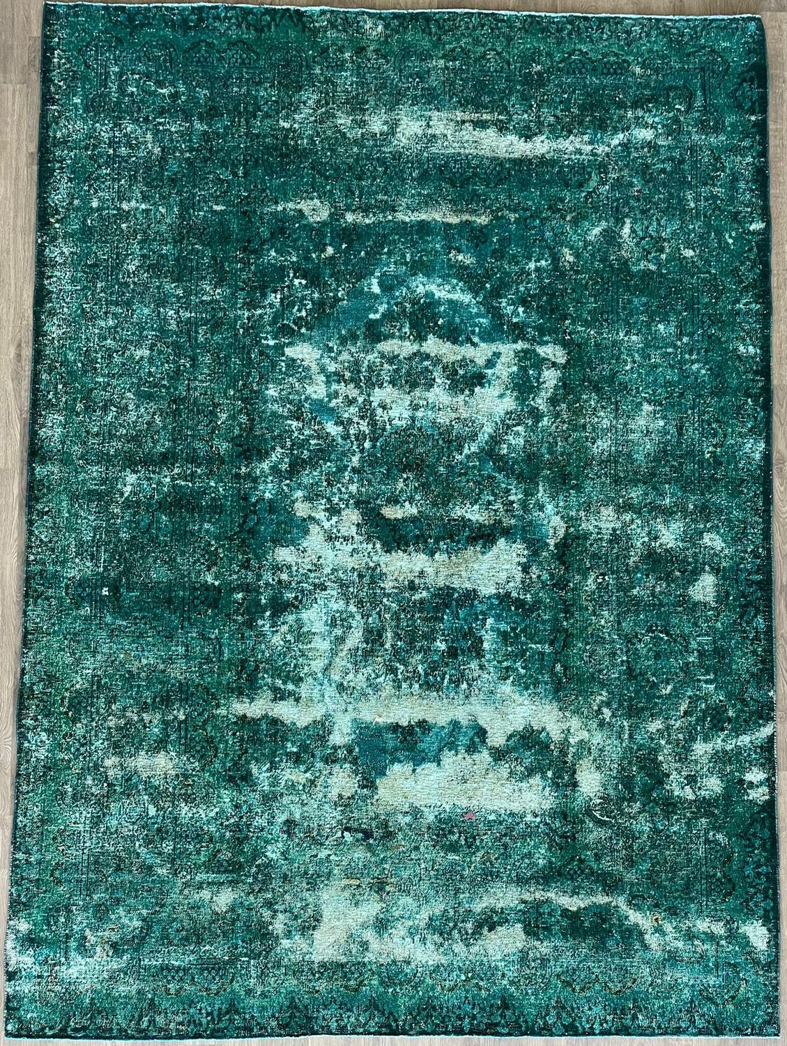19647