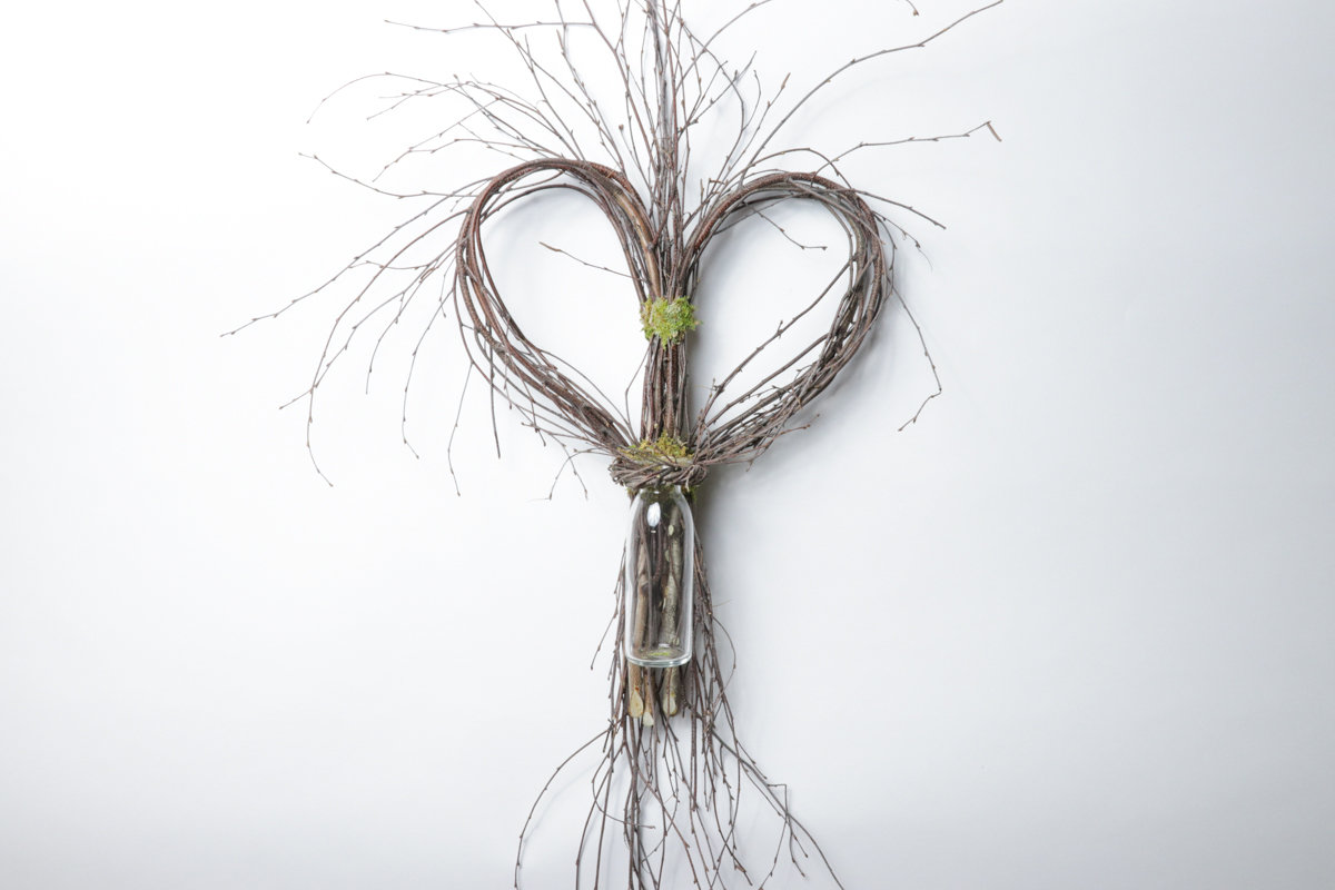 Birch Heart With Vase Case of 6