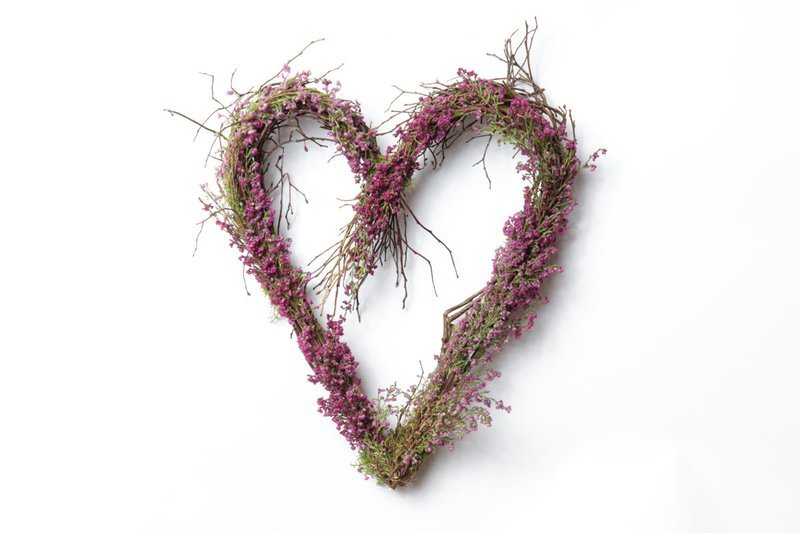 Medium Heather/Blueberry Heart Wreath Case of 6